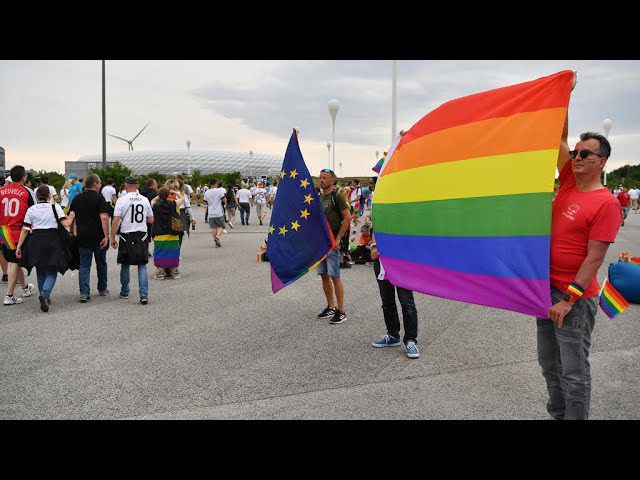 Cómo renovar pasaporte y DNI húngaros en Barcelona